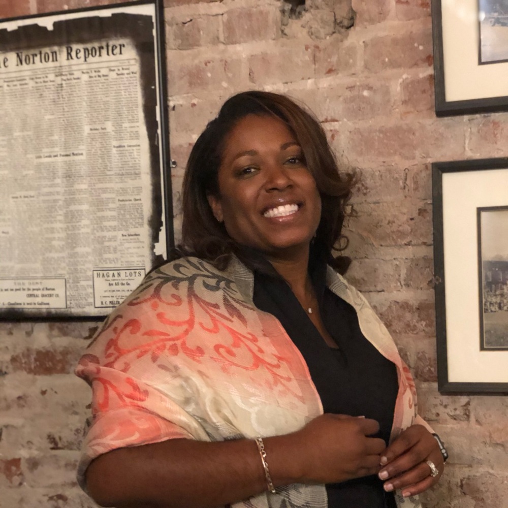 Meet your Posher, Stephanie